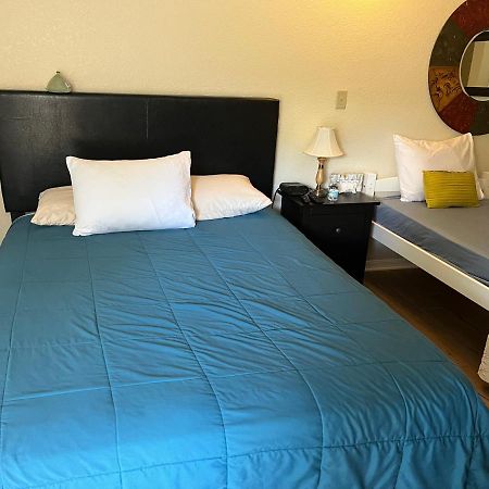 Mar Bay Exclusive Suites Safety Harbor Ngoại thất bức ảnh